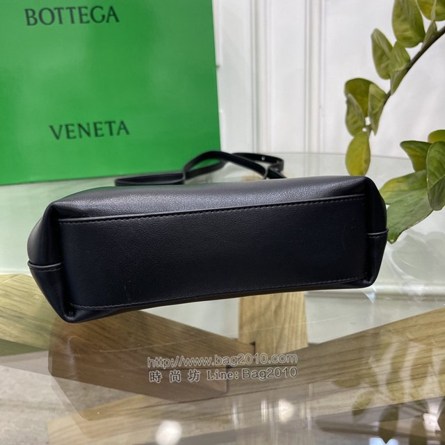 Bottega veneta高端女包 98088 寶緹嘉THE TRIANGLE BV專櫃新款黑色三角形五金手提女包  gxz1138